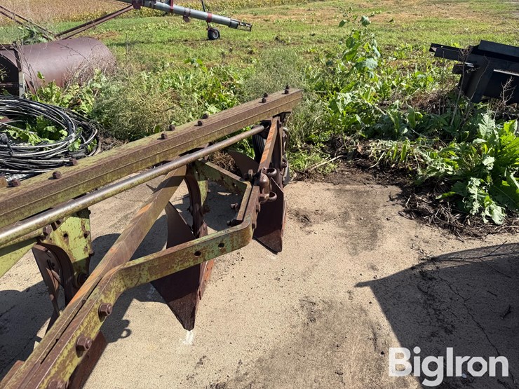 4-bottom-plow-image-10