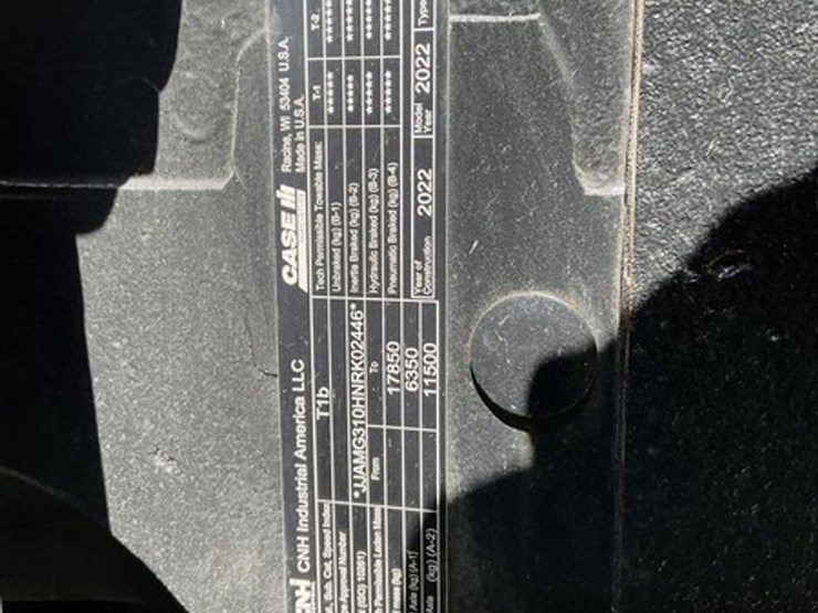 2022-case-ih-magnum-310-cvx-image-31