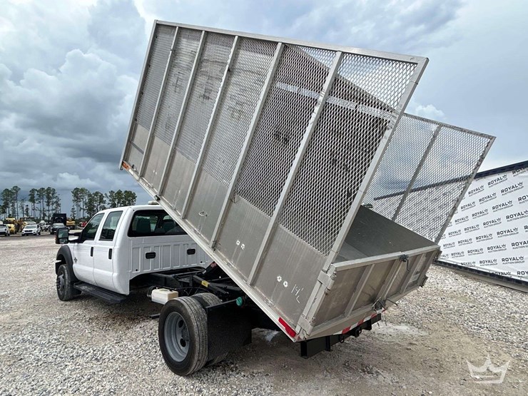 2015-f-450-4x4-crew-cab-aluminum-landscape-dump-truck-image-4
