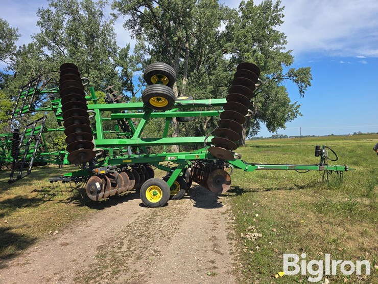 2005-john-deere-637-image-4