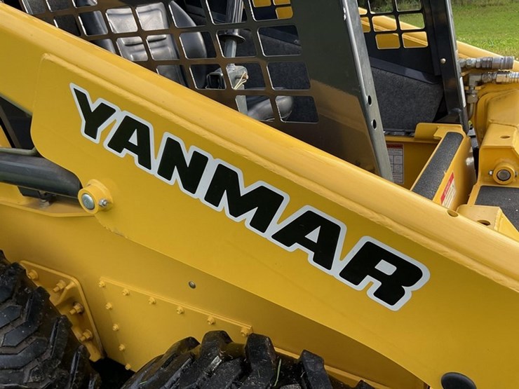 2015-yanmar-s165r-image-12
