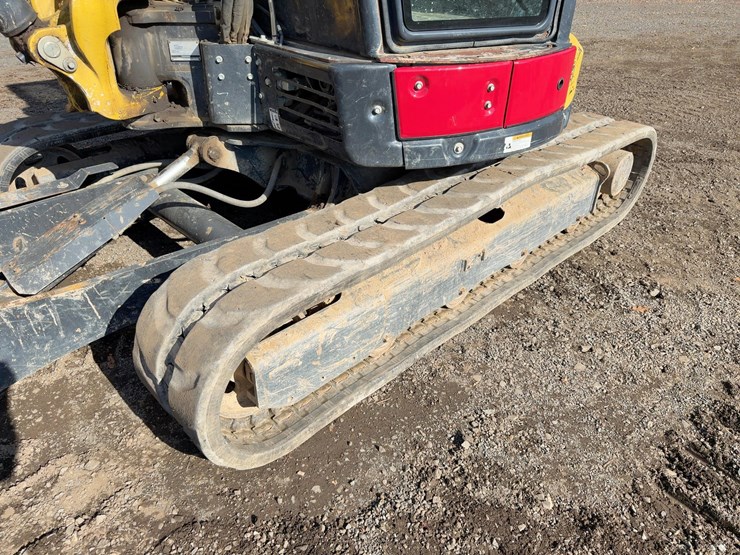 2019-yanmar-vio50-6a-image-24