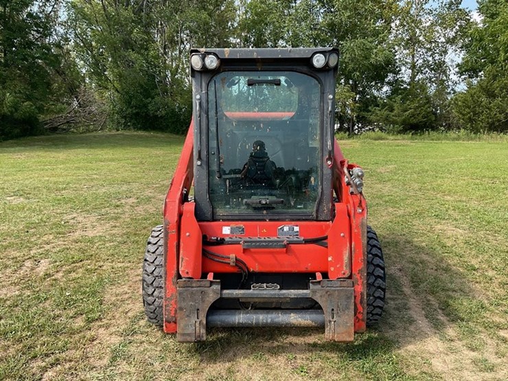 2025-kubota-ssv65-image-2