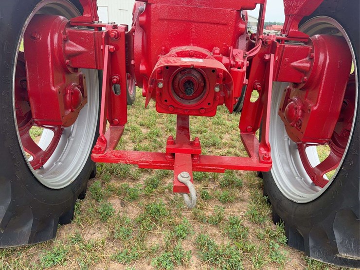 farmall-560-hi-clear-image-45