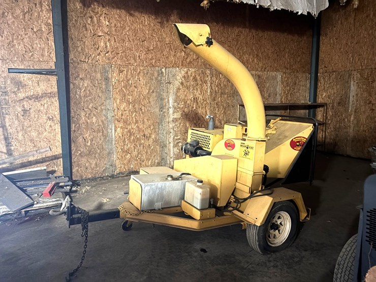#142-•-echo-bear-cat-towable-wood-chipper-image-2