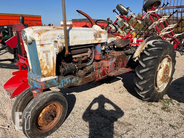 ford-900-image-1