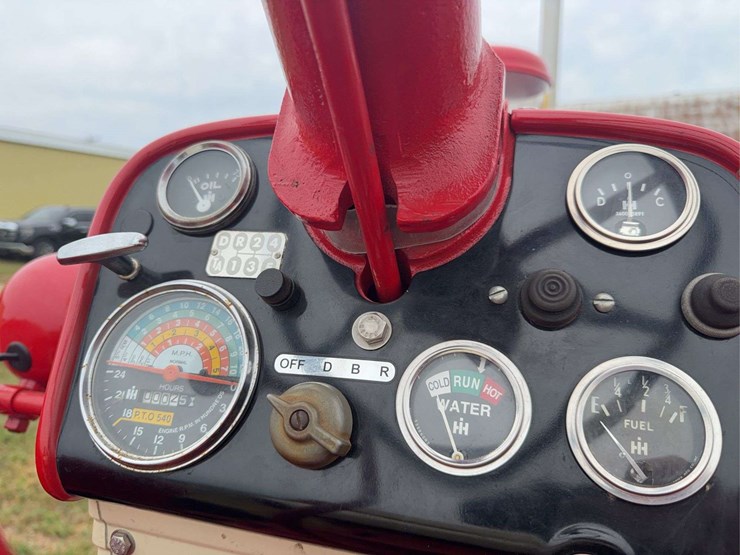 farmall-560-diesel-hi-clear-image-41