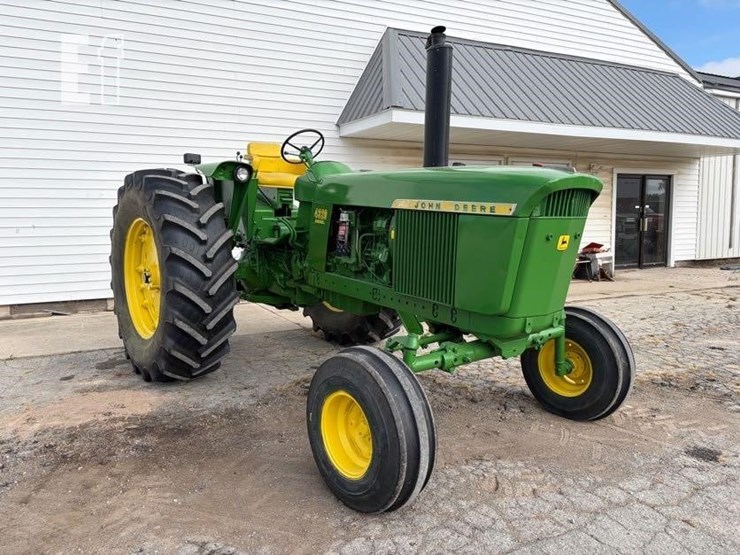 1971-john-deere-4320-image-4