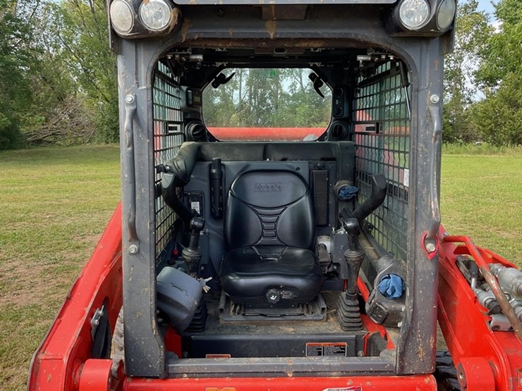 2025-kubota-ssv65-image-15