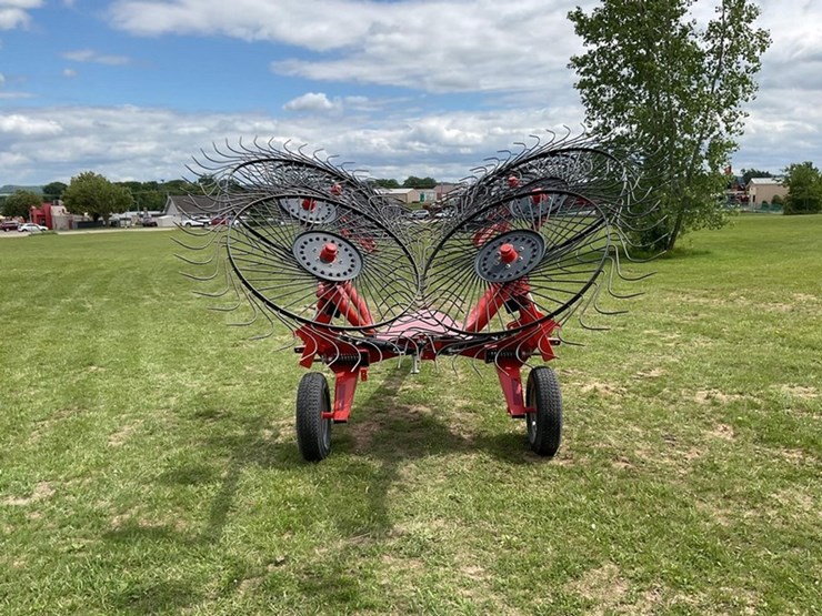 2014-kuhn-sr110-image-6