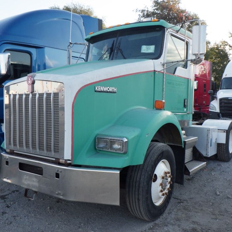 2005 KENWORTH T800