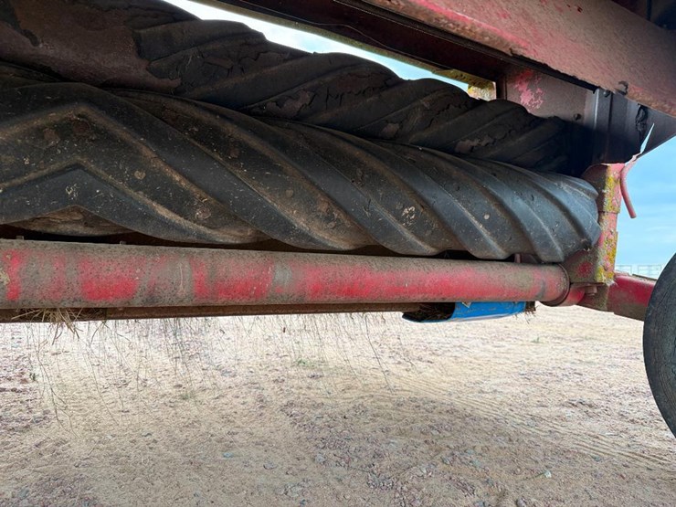 new-holland-489-image-12