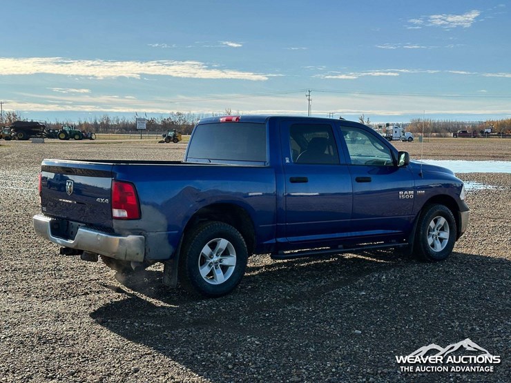 2016-dodge-1500-image-3