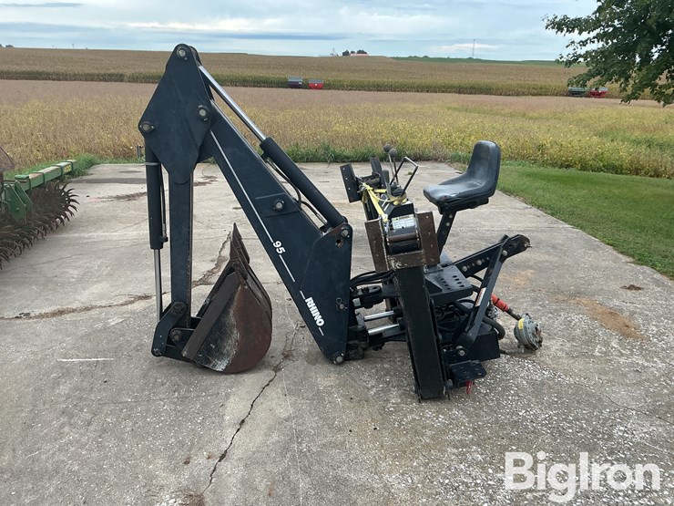 rhino-bh95-3-pt-backhoe-image-8