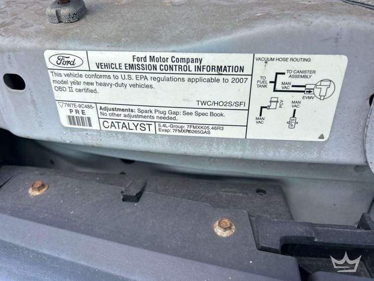 2007-ford-e-350-passenger-van-image-10