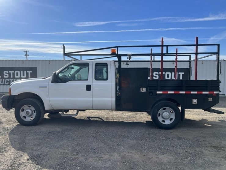 2006-ford-f350-image-12