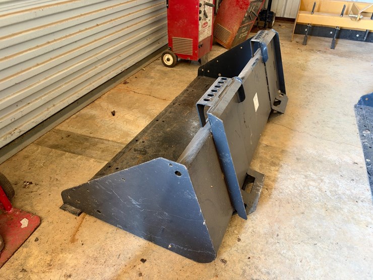 #94-•-62-inch-steel-skid-steer-loader-bucket-attachment-image-2