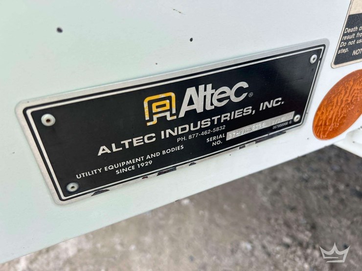 2015-freightliner-m2-106-altec-am855-60ft-material-handling-t/a-bucket-truck-image-27