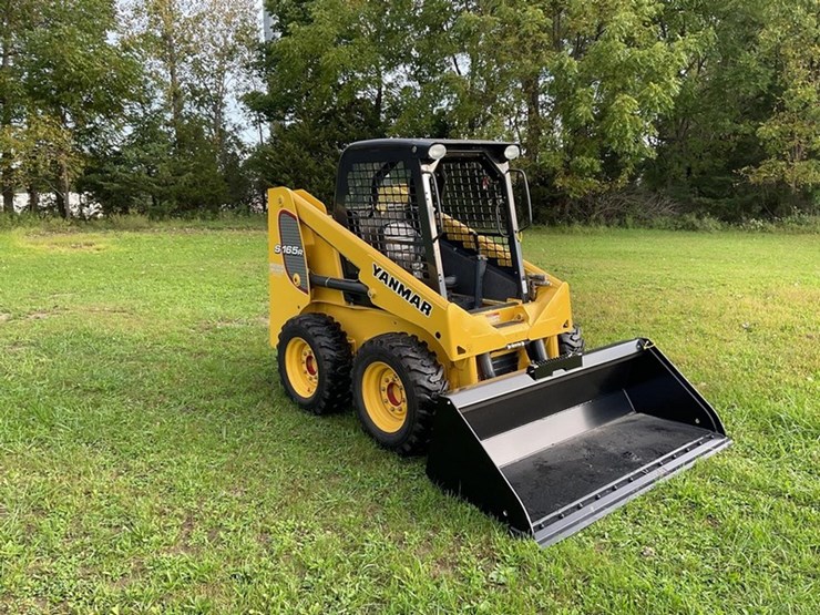2015-yanmar-s165r-image-3