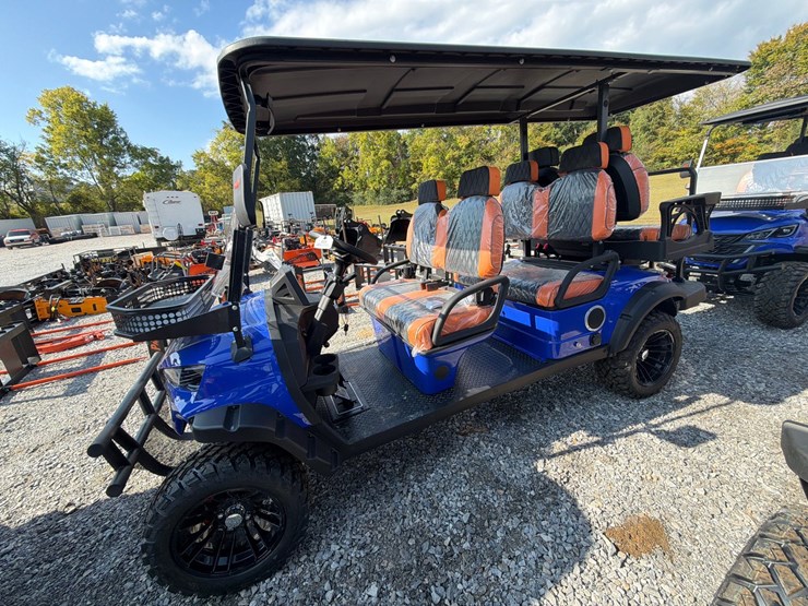 #654-•-future-6-seater-electric-off-road-golf-cart-image-1