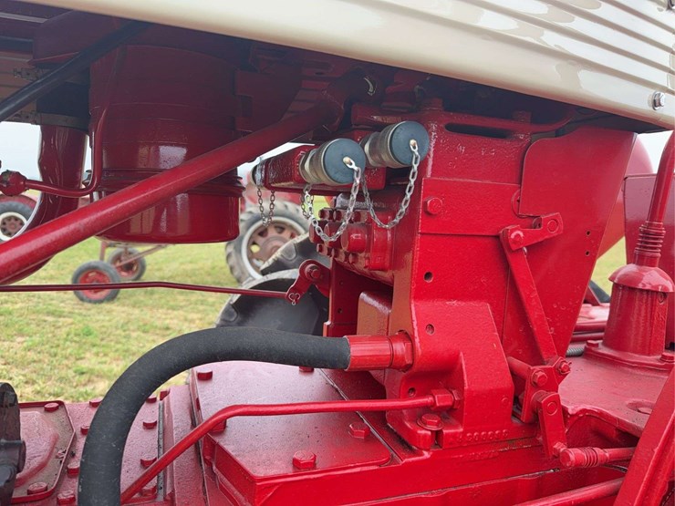 farmall-560-lp-hi-clear-image-38