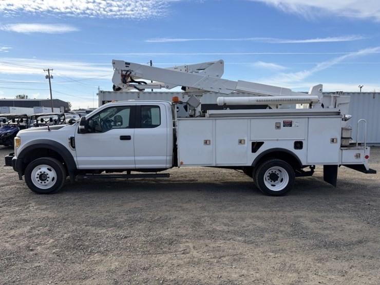 2017-ford-f550-image-7