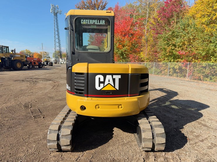 2005-caterpillar-304cr-image-4