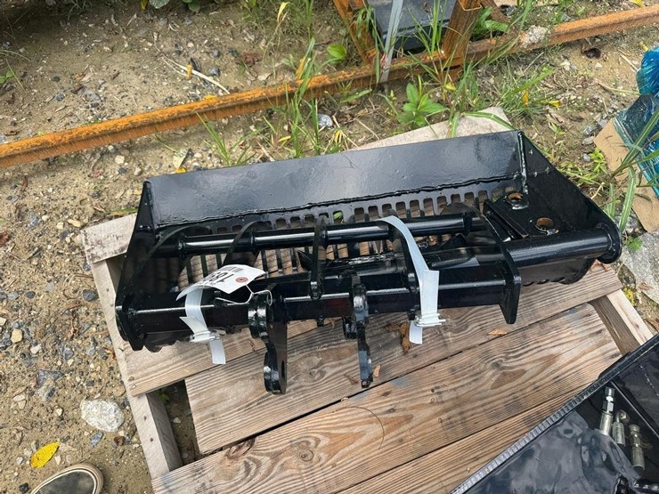 qty-3-excavator-attachments-image-3