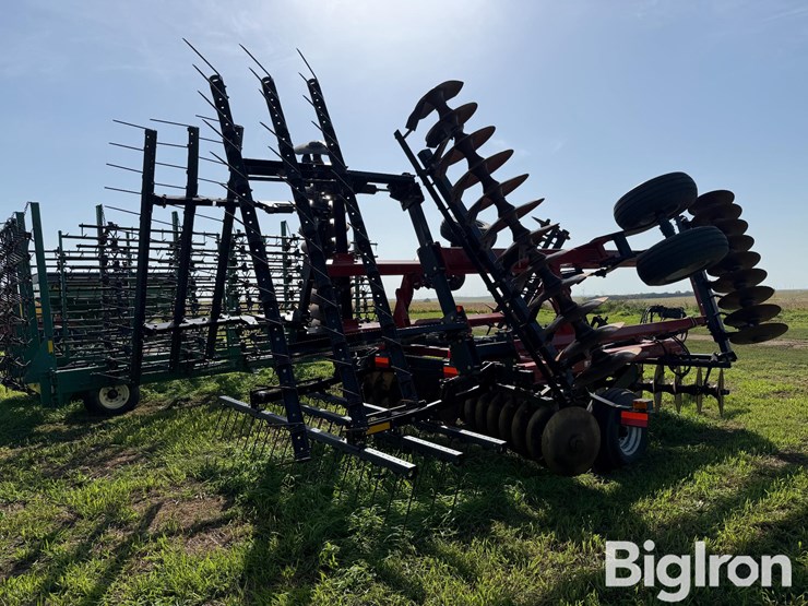case-ih-370-image-5