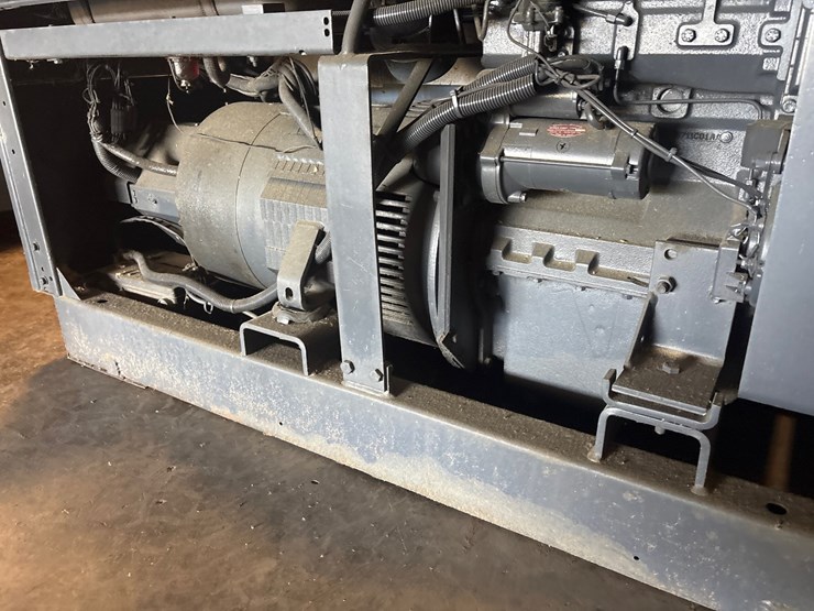 #158-•-lincoln-electric-shield-arc-sa-250-engine-driven-arc-welder-image-6