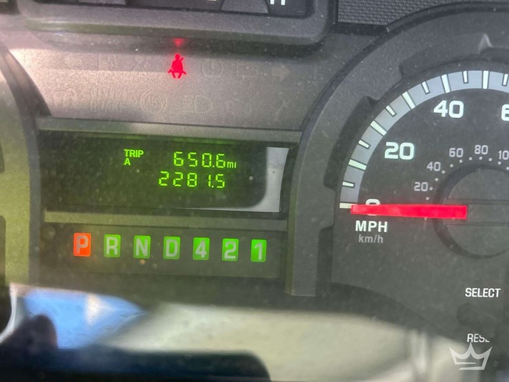 2016-ford-e-450-mobile-command-center-image-6