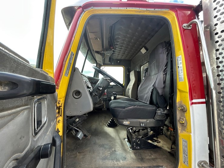 2001-caterpillar-c15-image-53