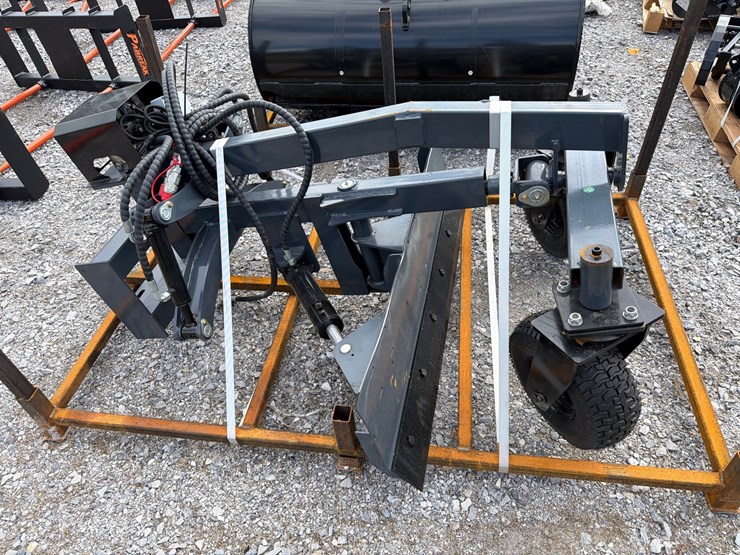 #671-•-future-skid-steer-excavator-blade-image-2