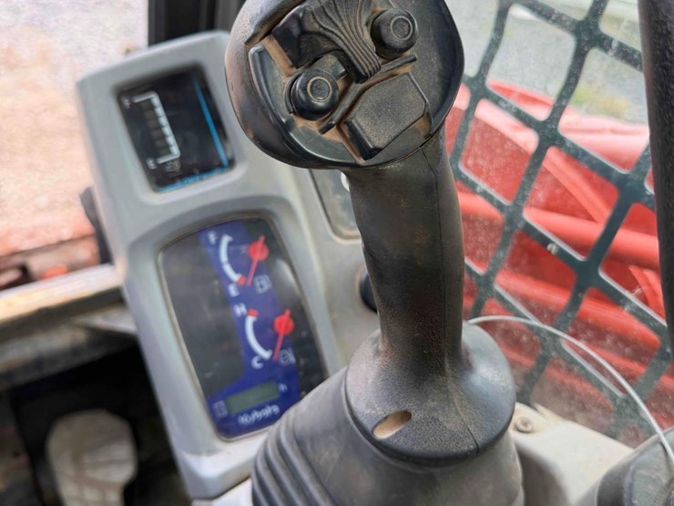 2019-kubota-svl95-2-image-18