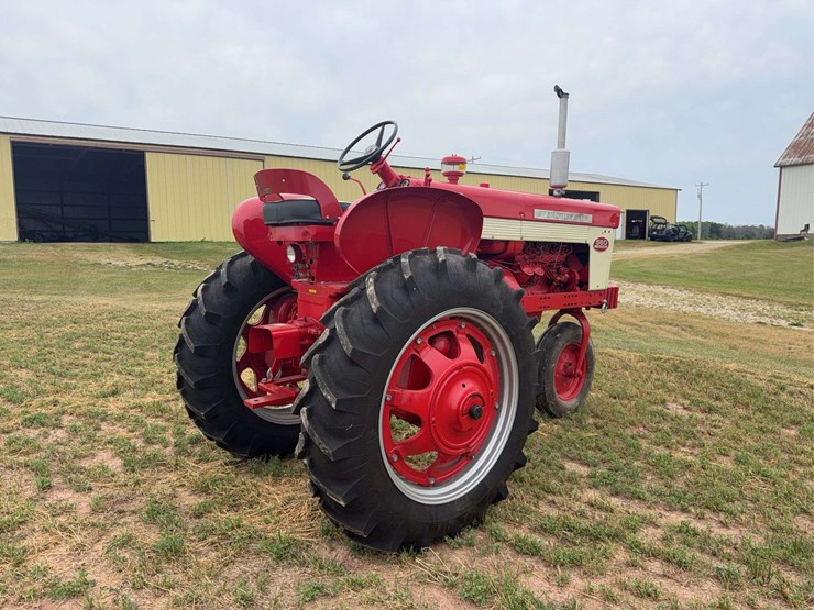 farmall-560-diesel-hi-clear-image-5