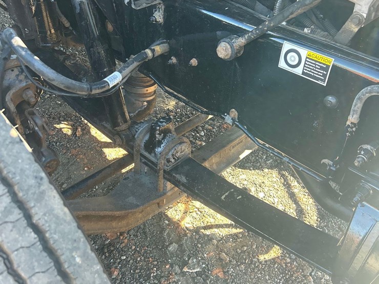 2018-kenworth-t300-image-38