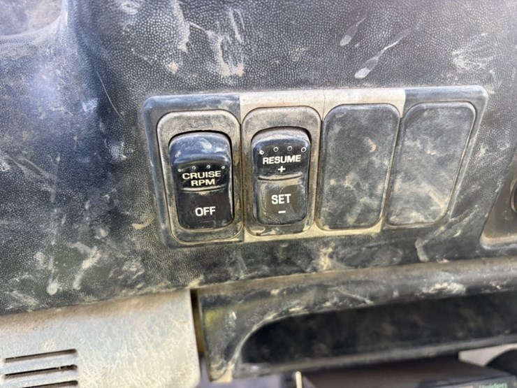 2008-ford-f650-image-28