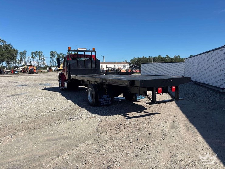2018-freightliner-m2-106-22ft.-s/a-flatbed-truck-image-2
