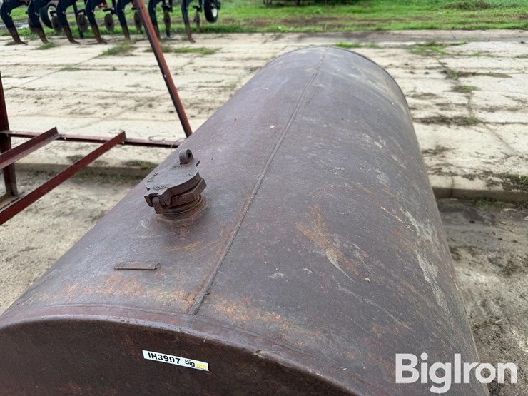 300-gal-fuel-tank-w/stand-image-12