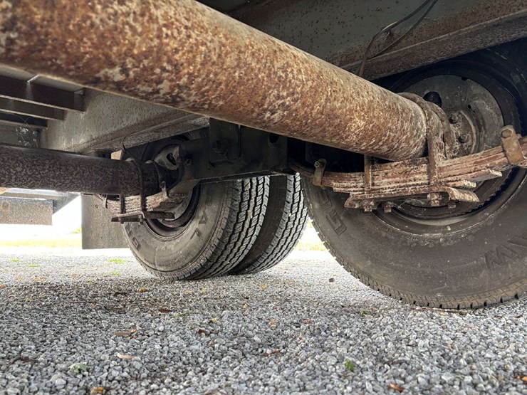 2001-sure-pull-gooseneck-trailer-image-12