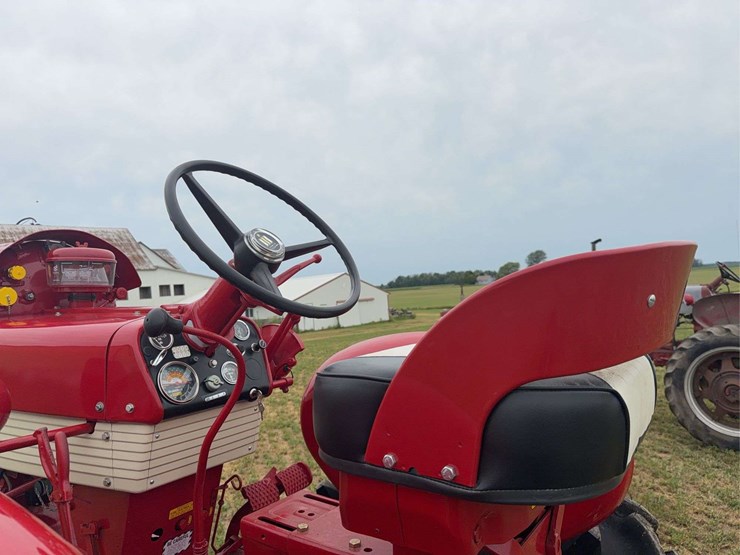 farmall-560-lp-hi-clear-image-39
