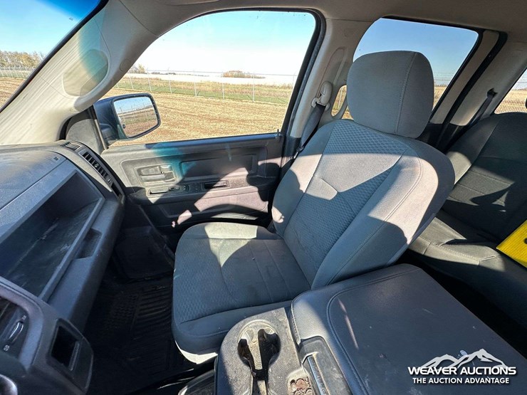 2016-dodge-1500-image-9