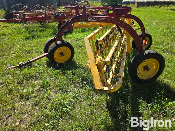 2009-new-holland-260-image-8