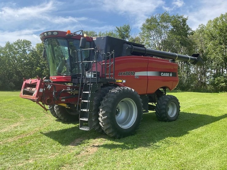 2005-case-ih-8010-image-1