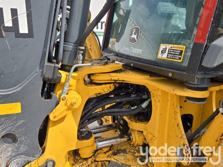 2020-deere-310sl-image-29