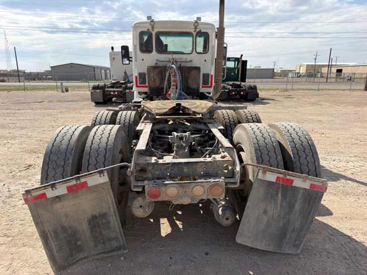 2019-kenworth-t880-image-6