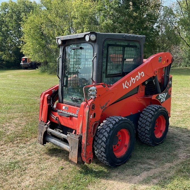 2025 KUBOTA SSV65