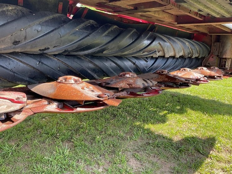 2015-case-ih-dc133-image-11