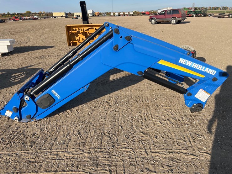 2014-new-holland-855tl-image-5