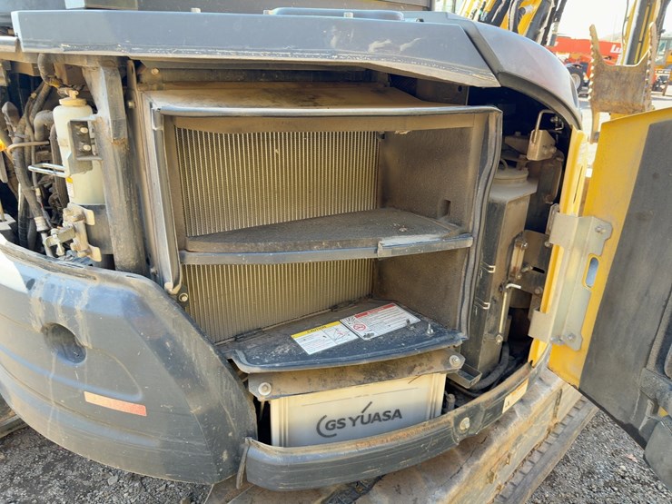 2019-yanmar-vio50-6a-image-26